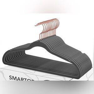 Velvet Non Slip Hangers w/ Rose Gold Hooks Heavy Duty - Grey, 12 Hangers